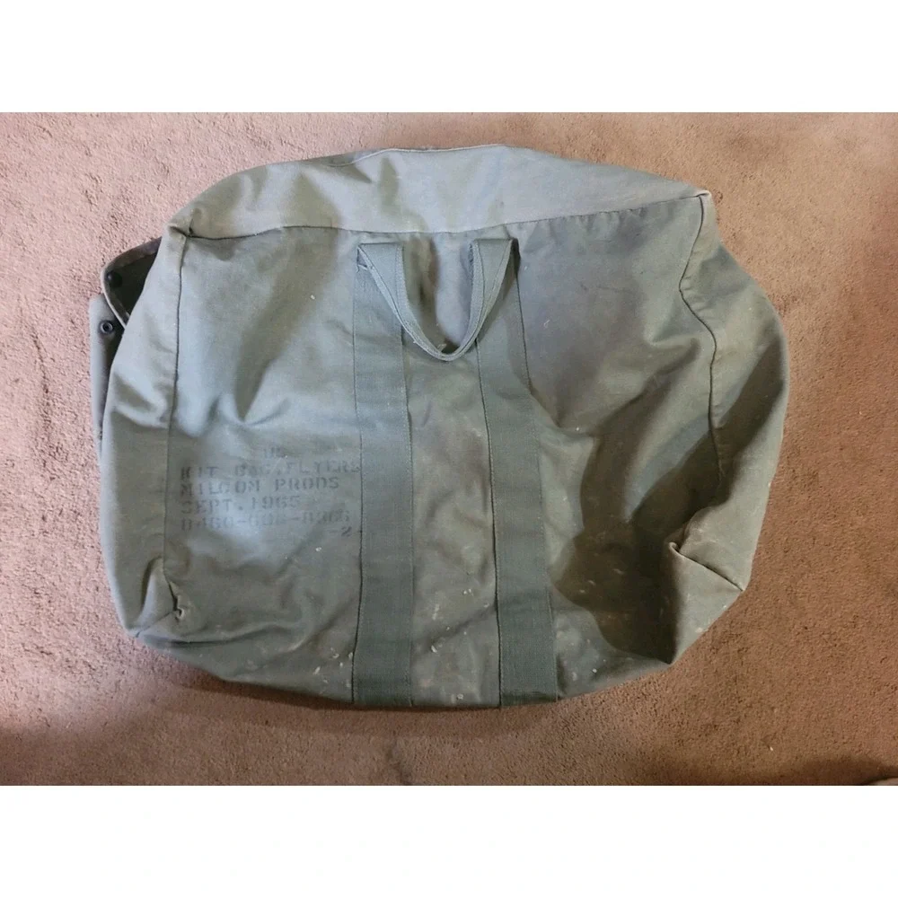 1965 Vietnam Era US Military Canvas Flyers Kit Bag Milcon Prods 21x16x11